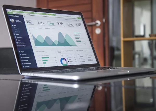 Servicio de gestión digital destacado en la web de una empresa de ejemplo